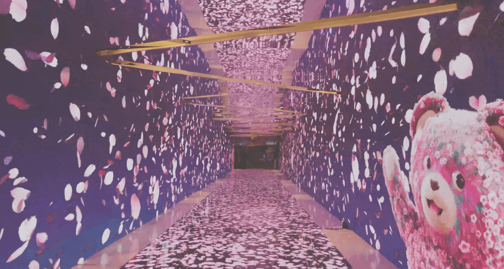 YUMOŞ SAKURA TUNNEL